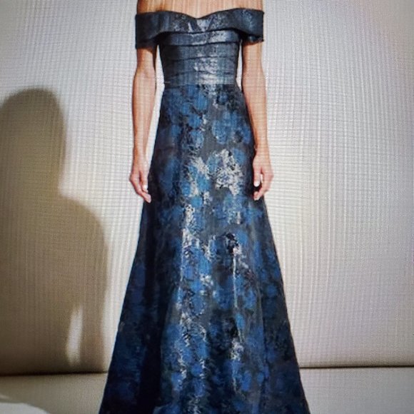 Off Shoulder Neckline Banded Sleeves Fitted Bodice A-Line Skirt w/ Slit